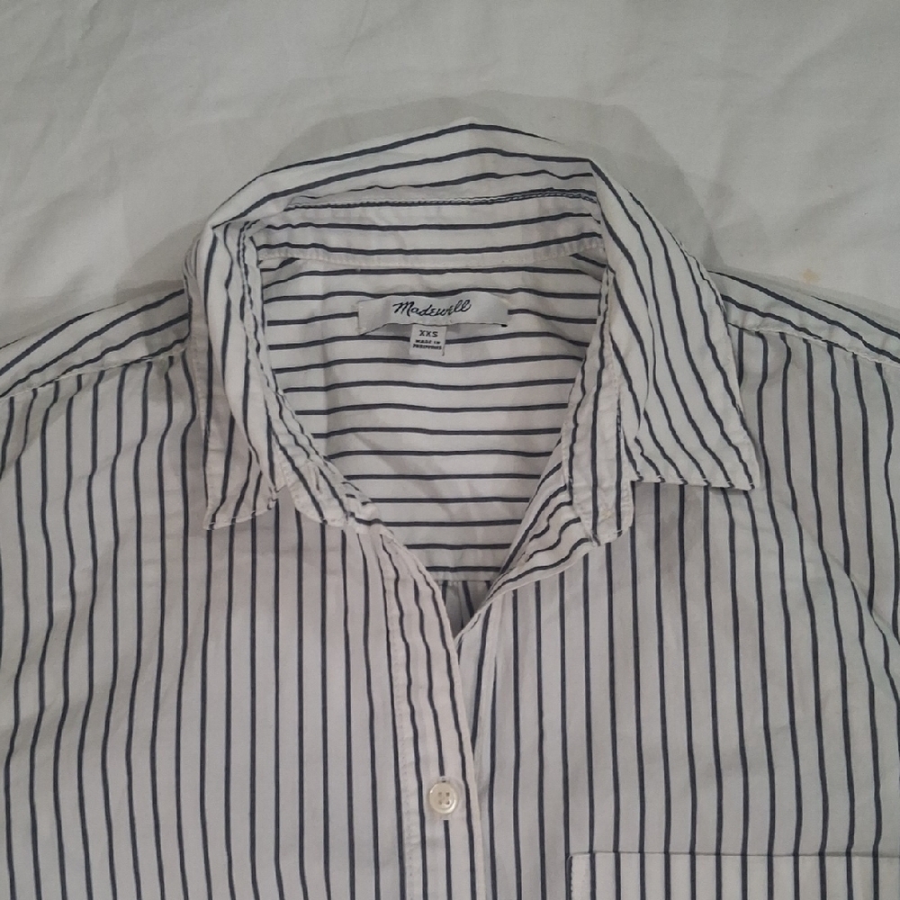 Madewell Wome's  Black and White Striped Button Down Shirt Size XXS - Picture 3 of 10